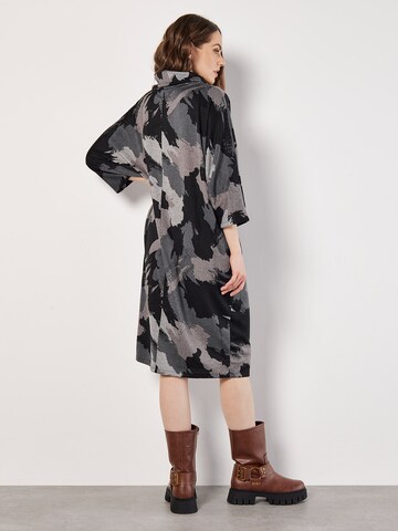 Apricot Dress ' ' in Grey