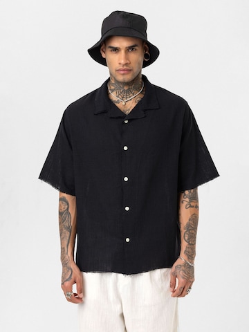 Coupe regular Chemise 'Leon' Dandalo en noir : devant