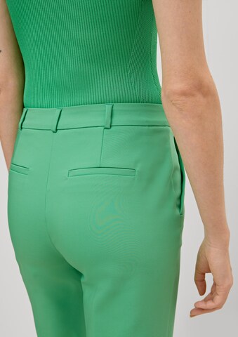 COMMA Flared Pleated Pants in Green