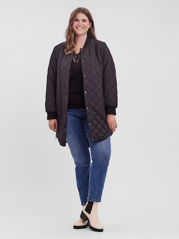 Vero Moda Curve Tussenjas 'Hayle' in Zwart