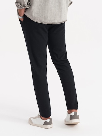 Ombre Slimfit Sporthose‌ in Schwarz
