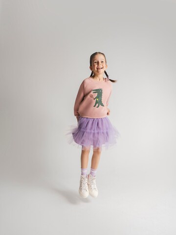 SATURNDAY Kleid 'Krokodil Tennis' in Lila: Vorderseite