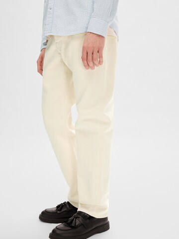 SELECTED HOMME Regular Hose 'Dave' in Beige