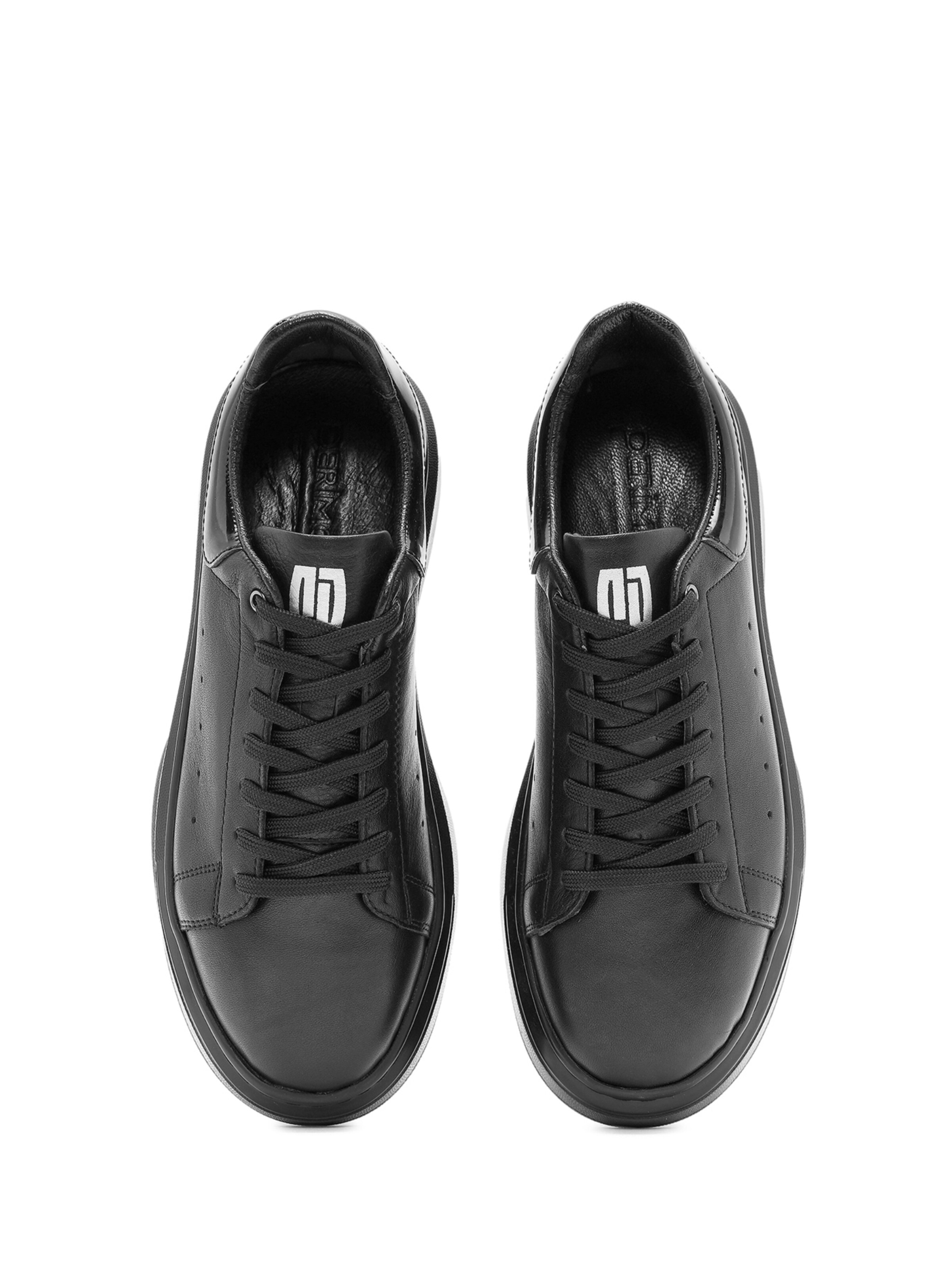 Baskets basses Derimod en noir