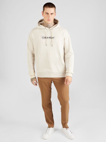 Sweat-shirt Calvin Klein en beige