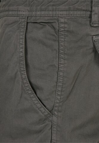 Regular Pantalon cargo Urban Classics en gris