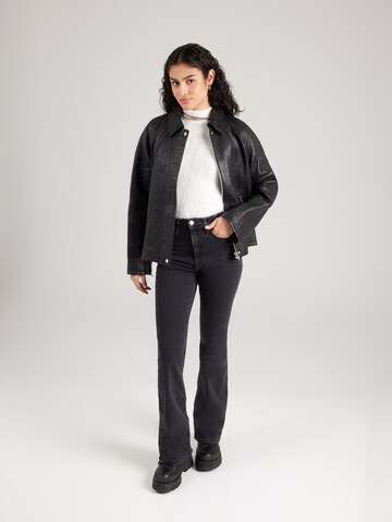 Calvin Klein Jeans Flared Jeans in Zwart