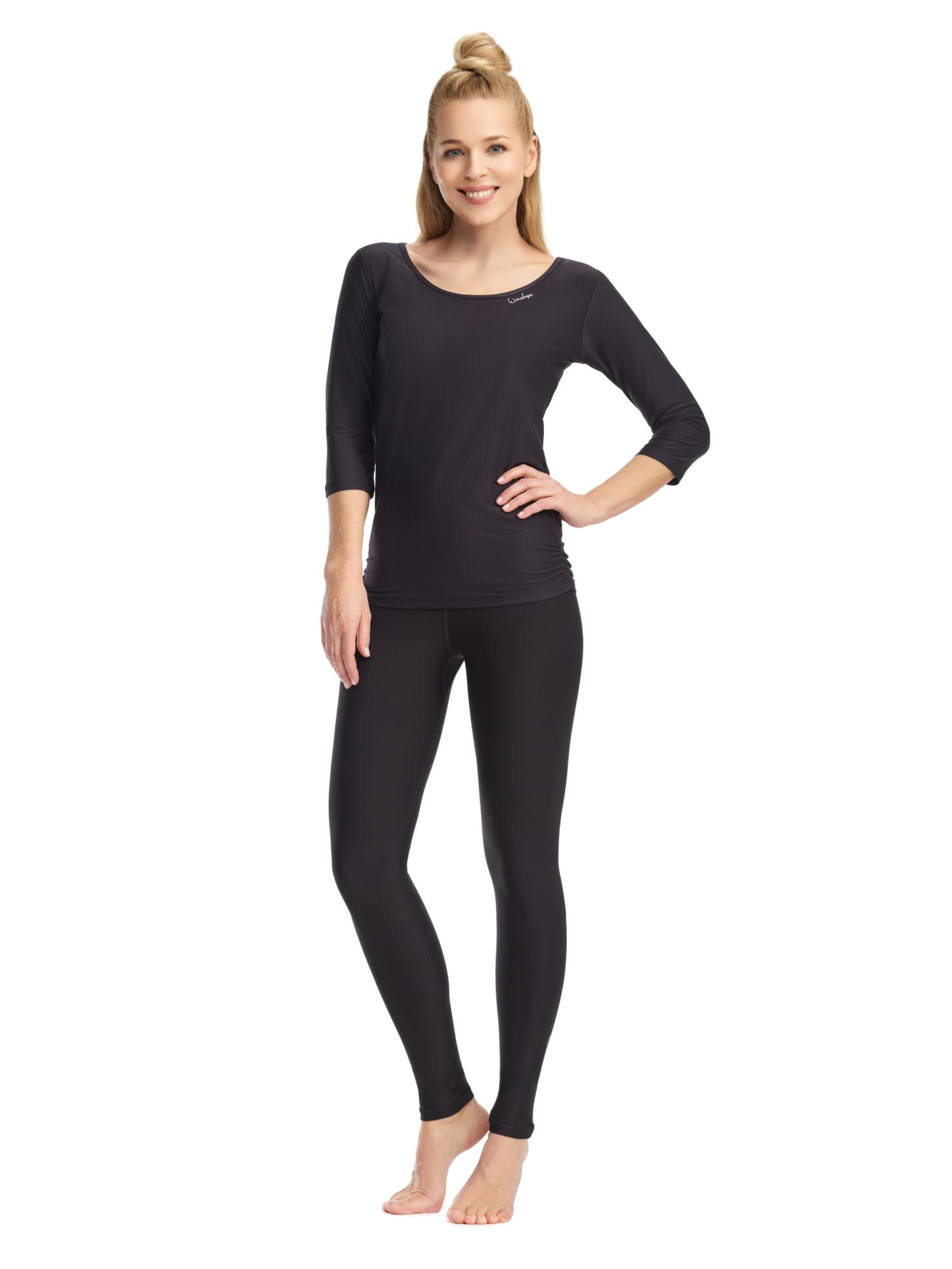 Sport top ' AET139LS ' de la Winshape pe negru