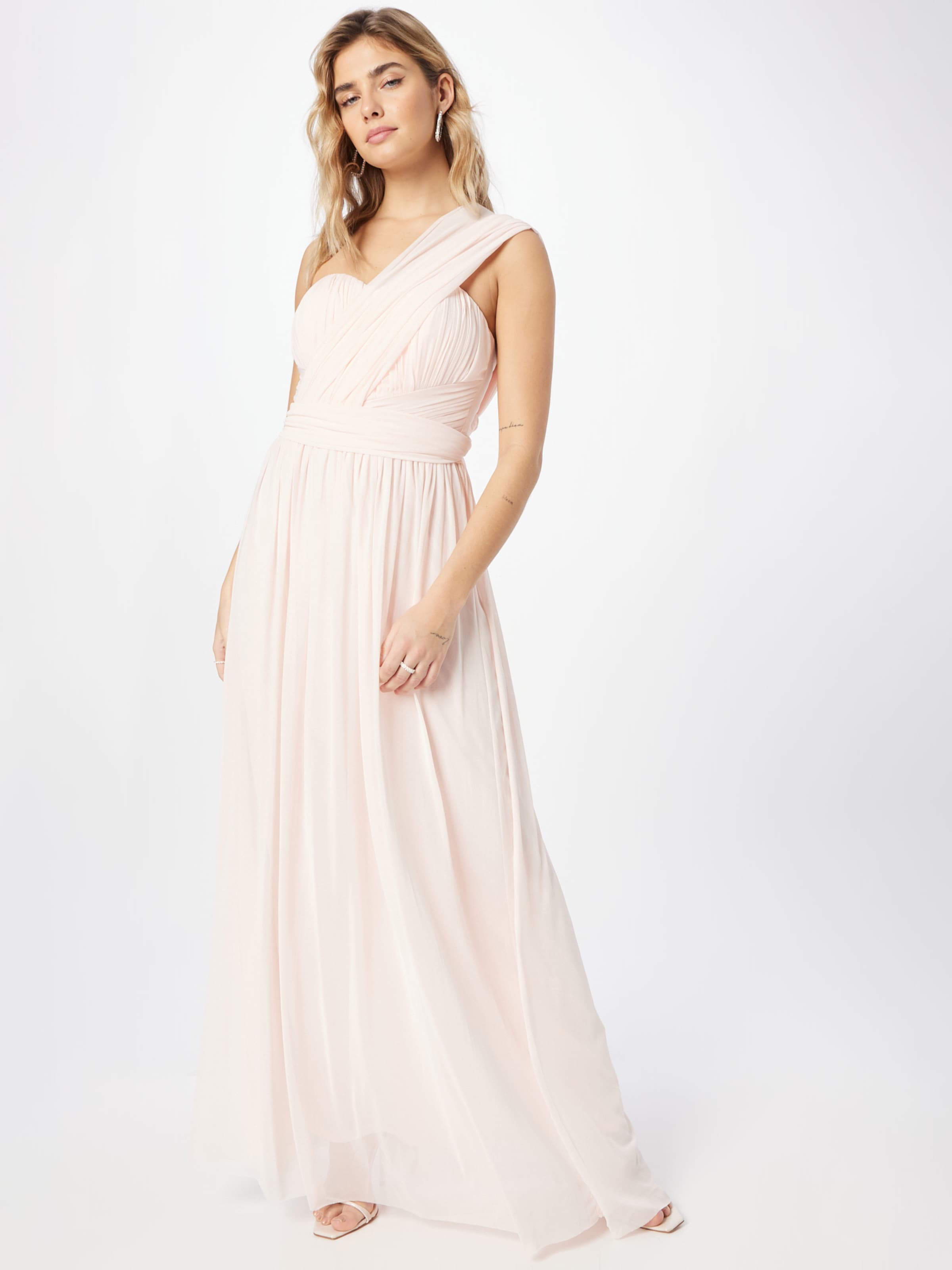 Lipsy Evening Dress BELLA in Pink ABOUT YOU