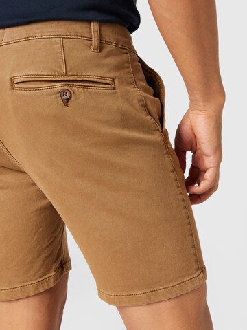 Cotton On - regular Pantalón chino 'CORBY' en beige