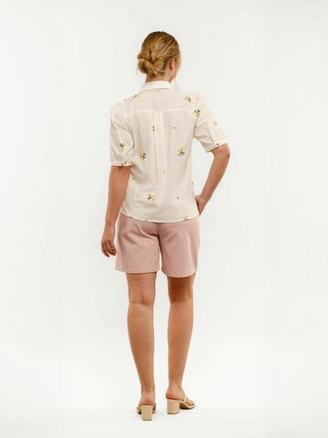Liberte Essentiel Top ' FLORA ' in Wit