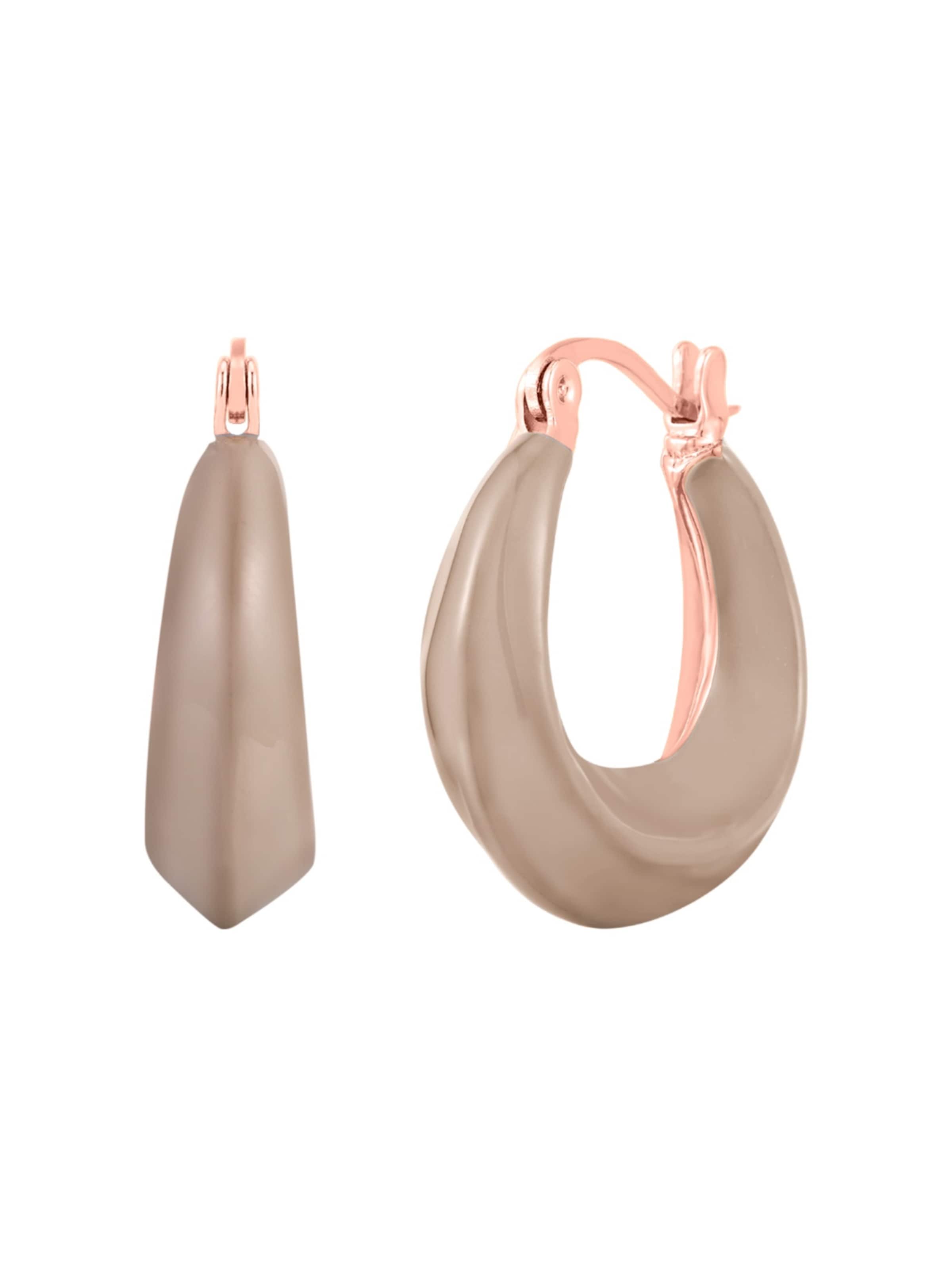 Yokoamii Earrings in Beige: front