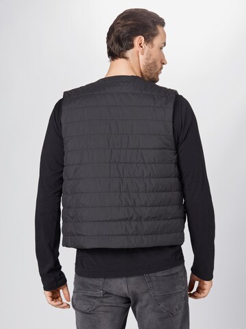 Urban Classics Regular fit Vest in Black