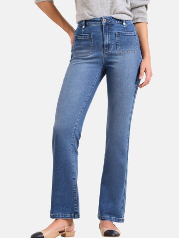 self. Flared Jeans in Blauw: voorkant