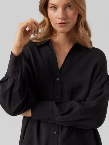 VERO MODA - Blusa 'QUEENY' em preto