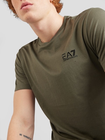 EA7 Emporio Armani - Camiseta en verde