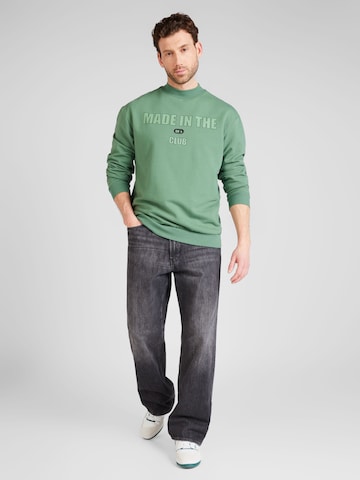 Bluză de molton 'Marek Sweater' de la ABOUT YOU pe verde