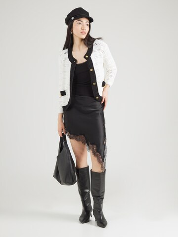 Derhy Плетена жилетка 'PIA GILET MAILLE' в бяло