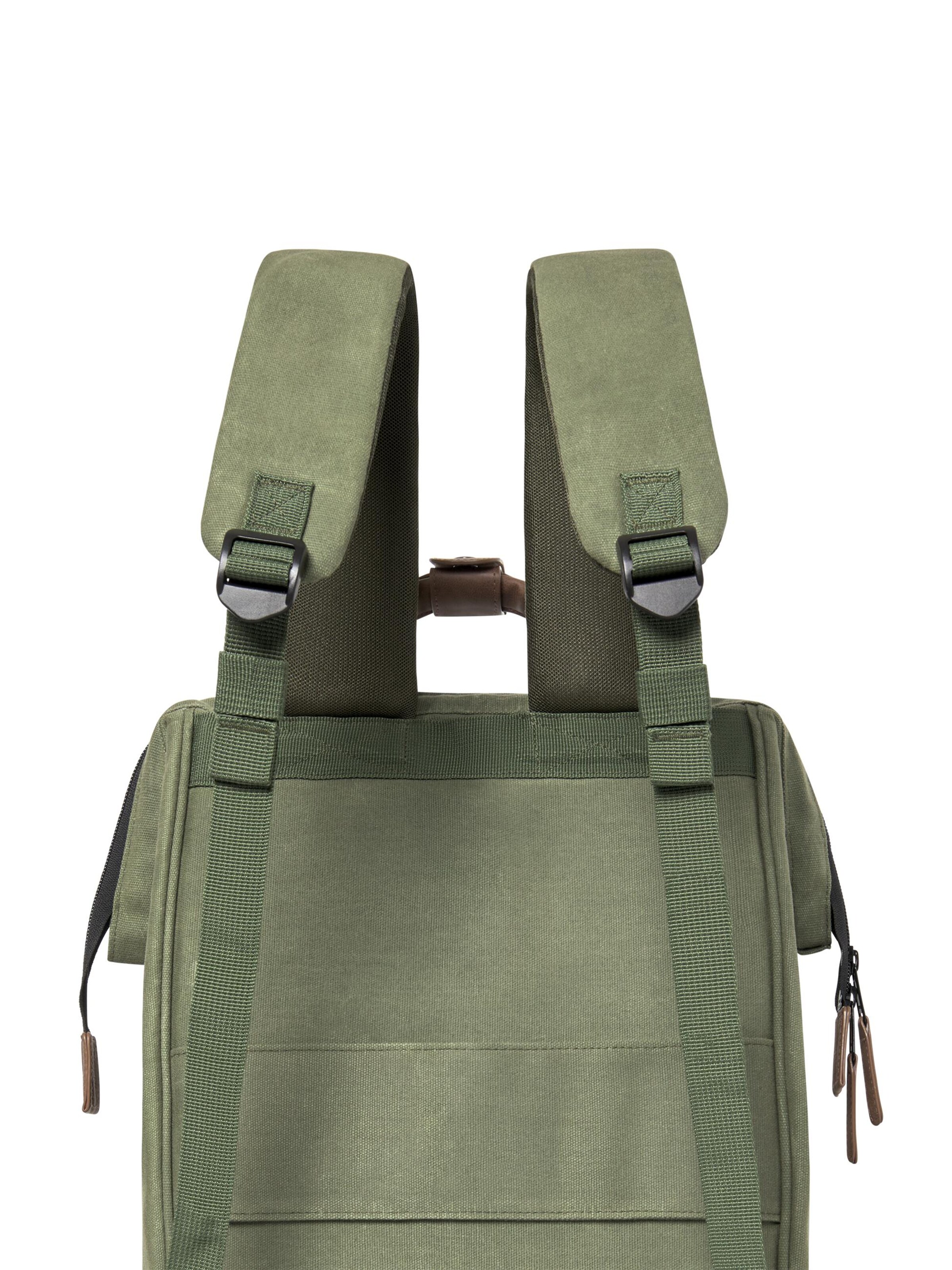 Cabaia Reppu 'Adventurer' värissä vihreä