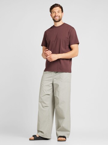 LEVI'S ® T-Shirt 'GOLD TAB' in Braun