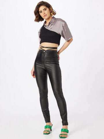 Skinny Jeans di Missguided in nero