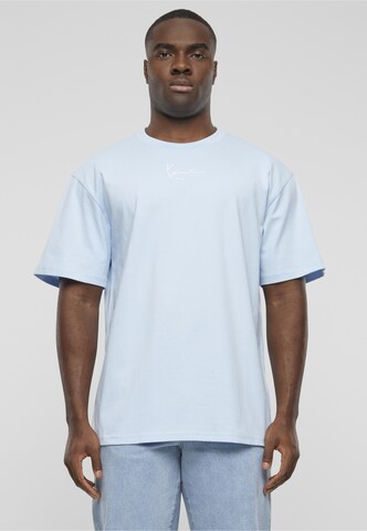 Karl Kani - Camiseta 'Essential' en azul: frente
