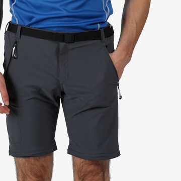 REGATTA Regular Outdoorhose 'Xert III' in Blau