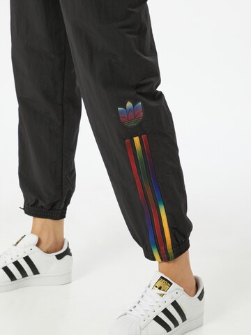 ADIDAS ORIGINALS Tapered Trousers in Black