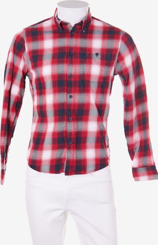 !Solid Button Up Shirt in S in Red: front