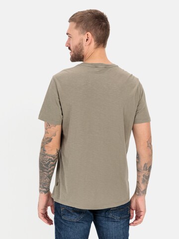 CAMEL ACTIVE T-Shirt mit Print aus nachhaltiger Baumwolle in Grün