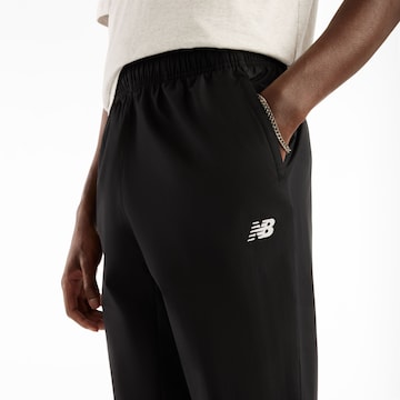 Effilé Pantalon 'Utility' new balance en noir
