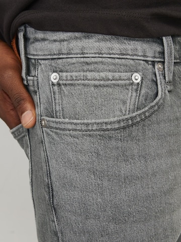 JACK & JONES Regular Jeans 'Erik' in Grey