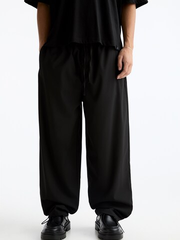 Wide leg Pantaloni di Pull&Bear in nero: frontale
