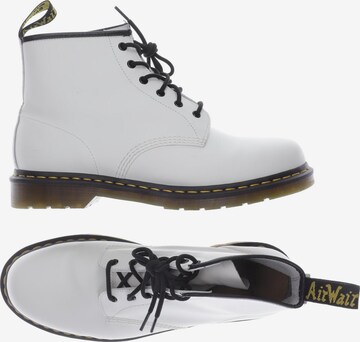 Dr. Martens Stiefel 47 in Weiß: predná strana