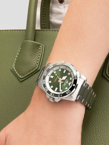 Montre à affichage analogique 'Lotus - Watch Trendy - Quartz watch movement - Watch case width: 36.8 mm' Lotus en vert : devant