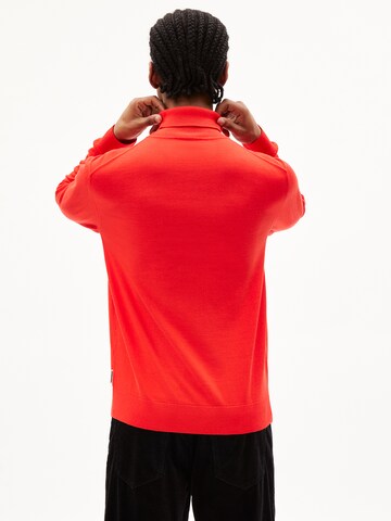 ARMEDANGELS Regular Fit Pullover 'GLAANUS' in Rot