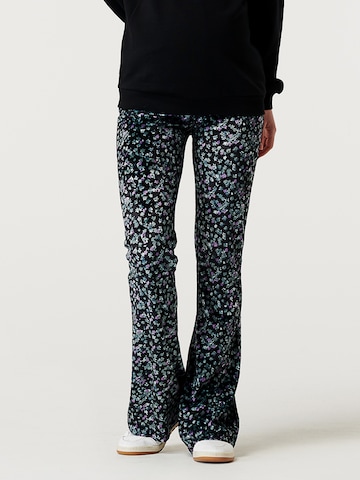 Supermom Flared Pants 'Byfield' in Black: front