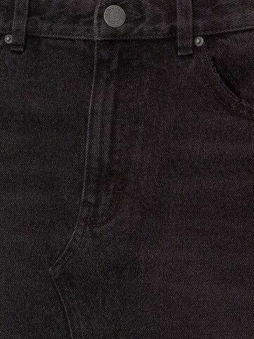 Pull&Bear Krilo | črna barva