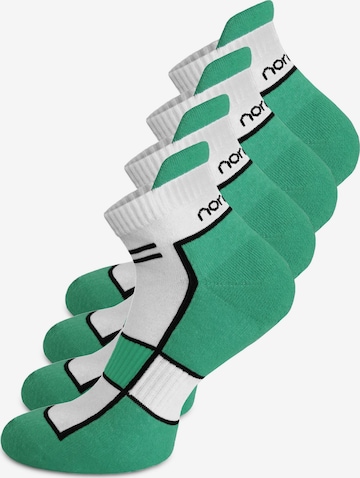 Chaussettes de sport normani en vert : devant
