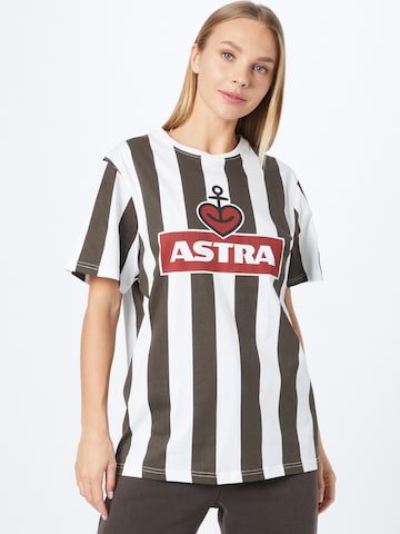 Tricou 'Astra' de la FC St. Pauli pe alb: față