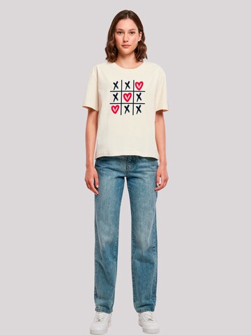 T-shirt 'Valentinstag Herz Tic Tac Toe' F4NT4STIC en beige