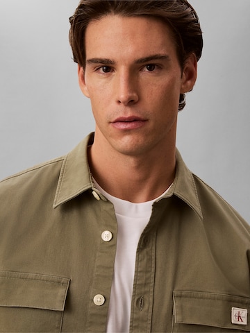 Coupe regular Chemise Calvin Klein Jeans en vert