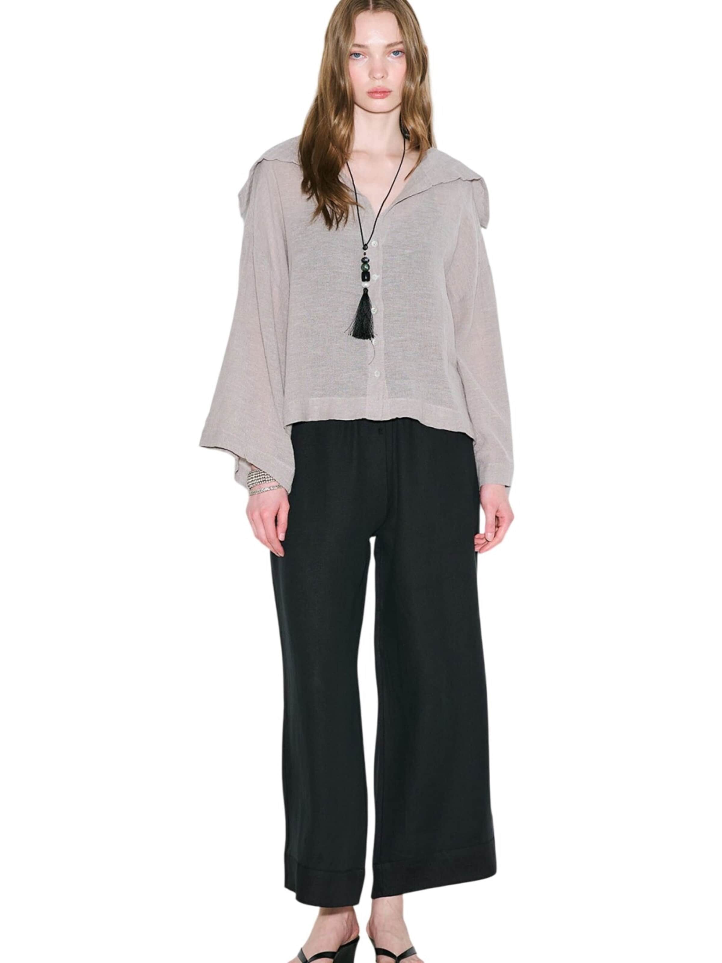 MANUKA Blouse in White: front