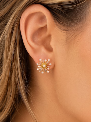 Kamakula Ohrringe 'Pearl Cluster'‌‌‌‌‌‌‌ in Weiß
