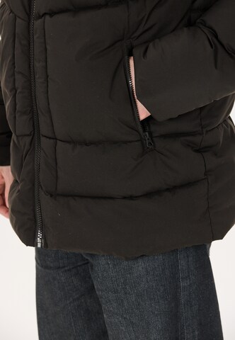 Virtus Between-Season Jacket 'Mackey' in Black