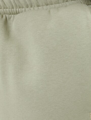 Koton Loose fit Trousers in Green