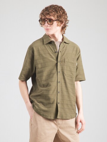 Comfort fit Camicia di KnowledgeCotton Apparel in verde: frontale