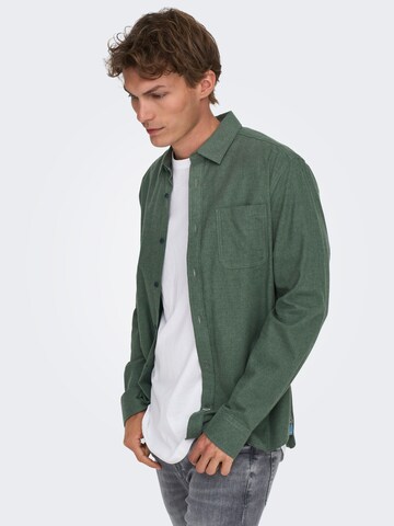 Only & Sons - Ajuste regular Camisa 'ONSRoad' en verde