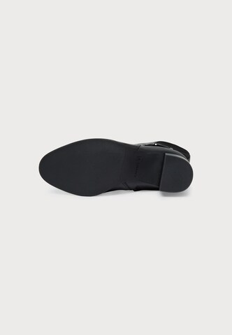 Bottes CAPRICE en noir