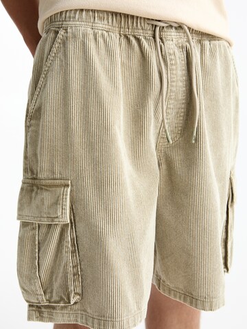 Pull&Bear Loosefit Cargobroek in Groen